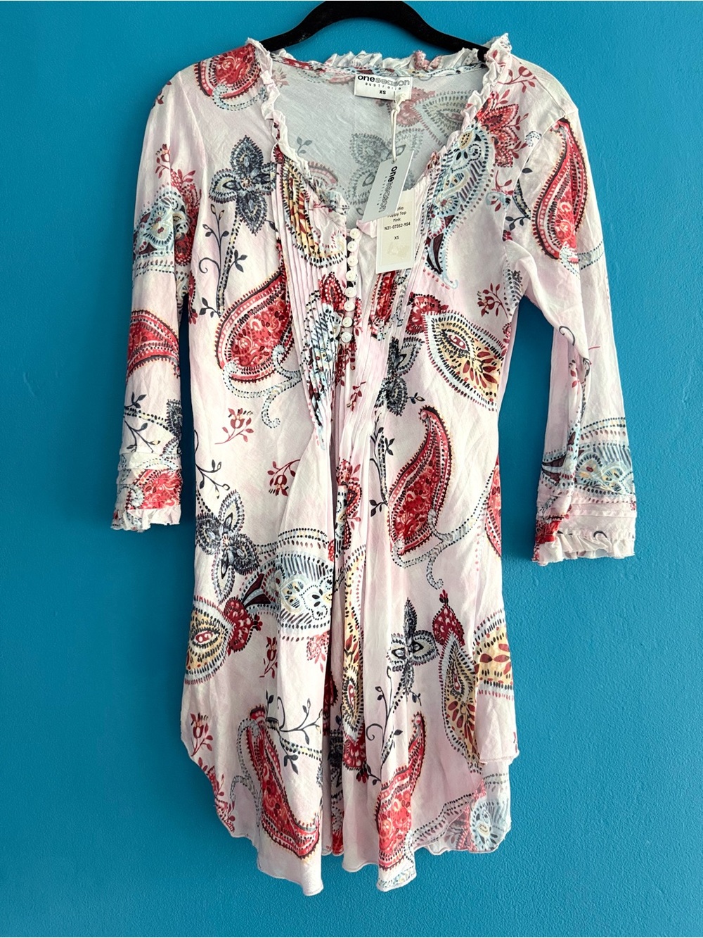 NWT One Season Australia Pink Paisley-Print Tunic Cotton Top